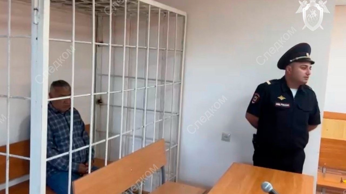 Обвиняемого в убийстве главы села в Дагестане перевели под домашний арест СУ СКР по Дагестану