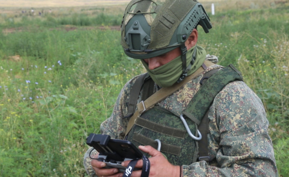 После избиения ветерана спецоперации россияне высказались за отправку нападавших сначала в тюрьму, а потом на фронт После избиения ветерана спецоперации россияне высказались за отправку нападавших сначала в тюрьму, а потом на фронт