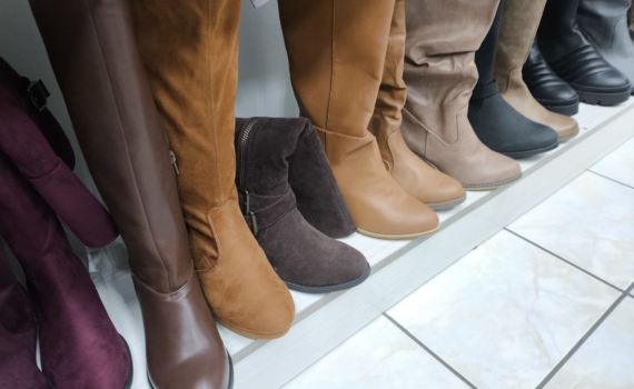 Сапоги, которые спасут любой наряд: идеальная пара для вашего нового образа Сапоги, которые спасут любой наряд: идеальная пара для вашего нового образа