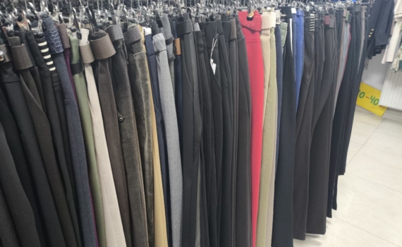 Фасон, который меняет всё: почему палаццо — главная находка нового сезона Фасон, который меняет всё: почему палаццо — главная находка нового сезона